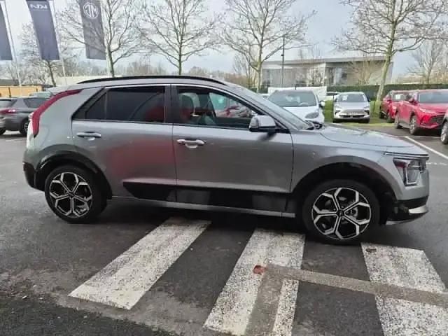 Occasion Kia Niro Premium 105 ch (77 kW) 2022 Gris comã¨te mã©tallisã© SUV