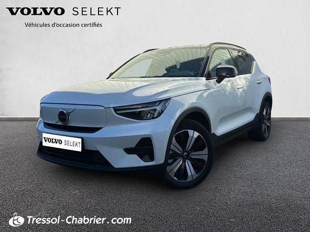 Blanc Utilisé 2023 Volvo XC40 SUV | 29 990 € (Bon prix) - Image 1/4