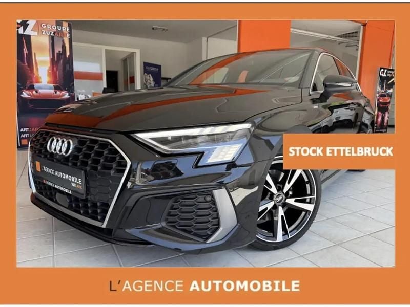 Noir Utilisé 2023 Audi A3 Sportback S-Line Berline | 35 900 € (Prix juste) - Image 1/4