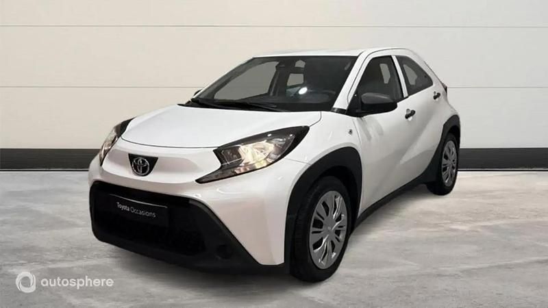 Blanc Occasion 2023 Toyota Aygo X Active SUV | 14 490 € (Prix juste) - Image 1/4
