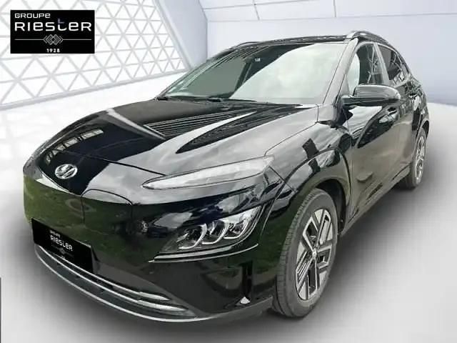 Noir Occasion 2022 Hyundai Kona SUV | 20 980 € (Bon prix) - Image 1/4