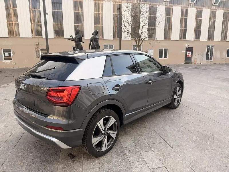 Gris Occasion 2020 Audi Q2 S-line plus SUV | 19 500 € (Super prix) - Image 1/4