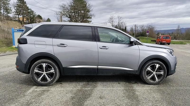 Occasion Peugeot 5008 Allure 130 ch (95 kW) 2018 Gris SUV