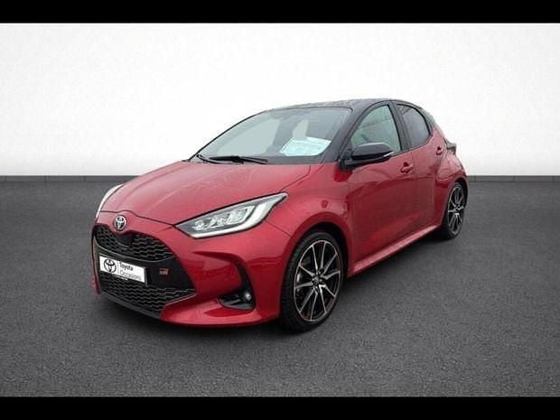 Noir Utilisé 2022 Toyota Yaris Hybrid Sport | 21 990 € (Prix juste) - Image 1/4