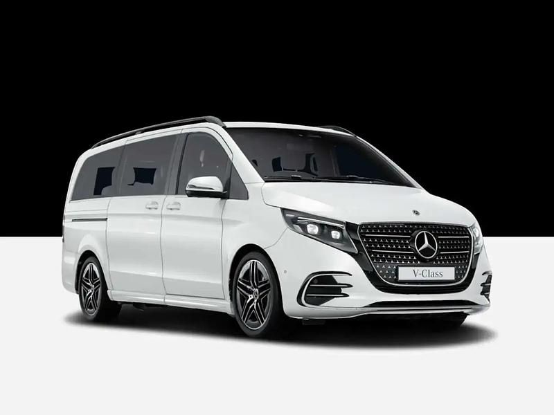 Blanc Occasion 2025 Mercedes V300 AMG line Monospace | 95 374 € - Image 1/4