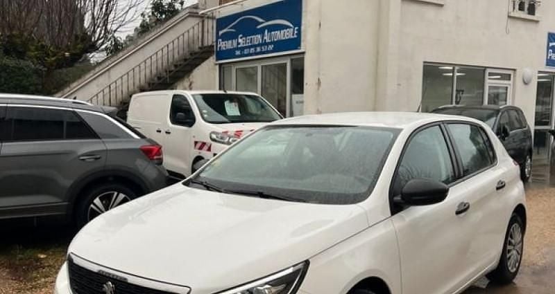 Blanc Occasion 2018 Peugeot 308 Active Berline | 6 990 € (Bon prix) - Image 1/4