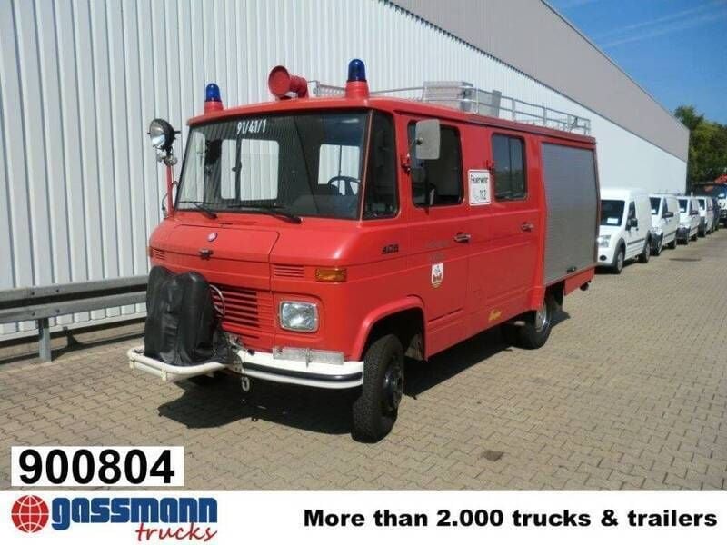 Rouge Utilisé 1980 Mercedes T2 Van | 9 000 € - Image 1/4