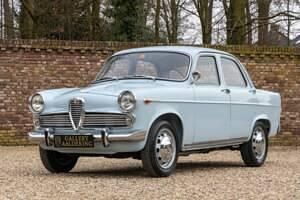 Bleu Occasion 1964 Alfa Romeo Giulietta Ti Berline | 26 500 € - Image 1/4