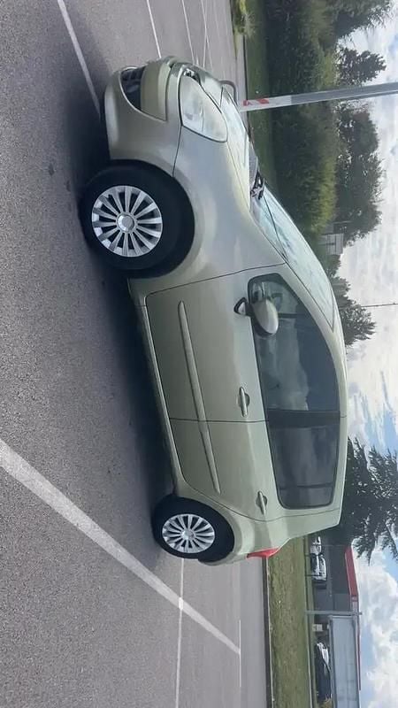 Utilisé 2009 Renault Modus Monospace | 2 300 € - Image 1/4