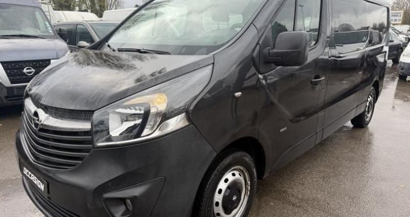 Noir Occasion 2016 Opel Vivaro Van | 14 990 € - Image 1/4