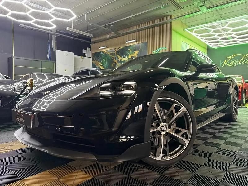 Noir Occasion 2023 Porsche Taycan Cross Turismo Break | 83 490 € (Prix juste) - Image 1/4