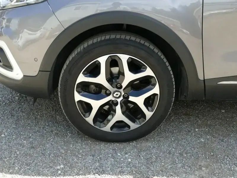 Image 2/4
