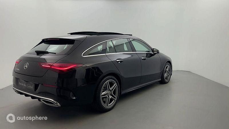 Noir cosmos métallisé Utilisé 2025 Mercedes CLA200 Shooting Brake AMG line Break | 47 999 € (Prix cher) - Image 1/4