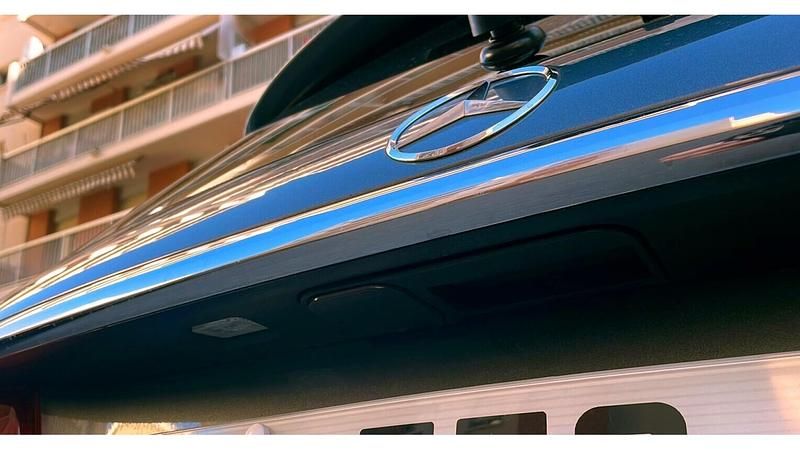 Gris Occasion 2017 Mercedes E220 Sportline Break | 23 410 € (Bon prix) - Image 1/4