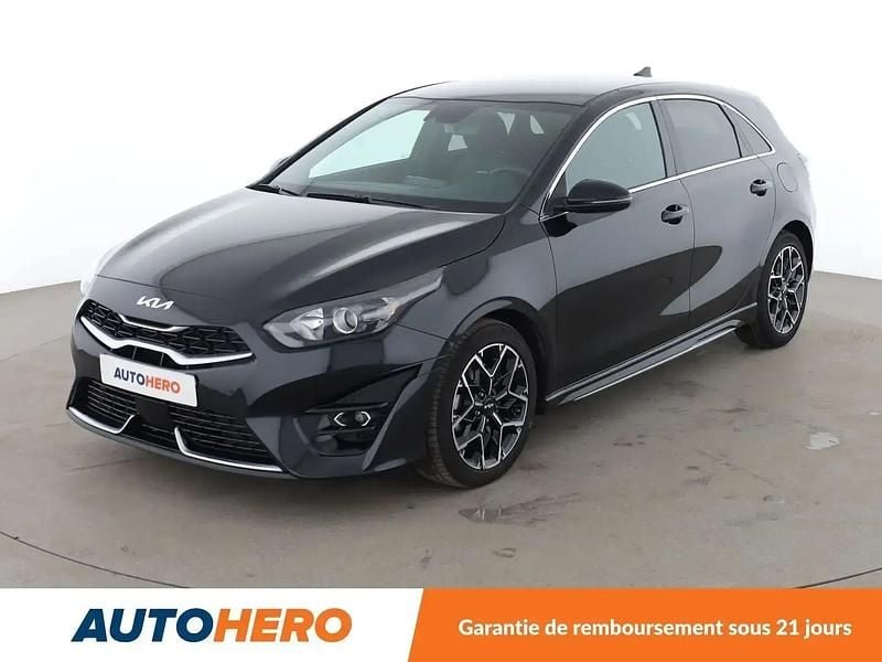 Noir Occasion 2023 Kia Ceed GT GT-Line Berline | 24 290 € (Prix juste) - Image 1/2