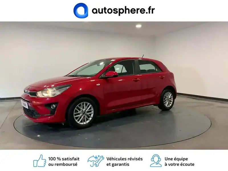Rouge grenadine métallisé Utilisé 2021 Kia Rio Active Berline | 15 990 € (Prix juste) - Image 1/4