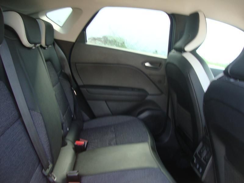 Image 4/4