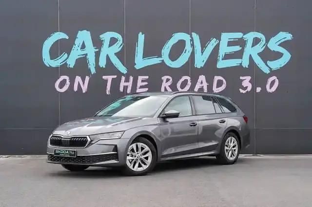 Gris graphite Utilisé 2025 Skoda Octavia Break | 31 890 € - Image 1/4