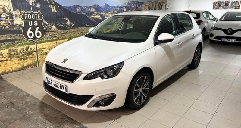 Blanc Occasion 2016 Peugeot 308 Active Berline | 6 490 € (Bon prix) - Image 1/4