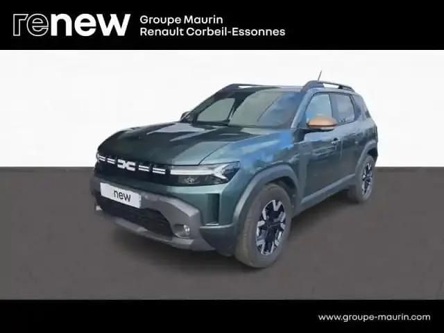 Vert cèdre métallisé Utilisé 2024 Dacia Duster Extreme SUV | 22 899 € - Image 1/4