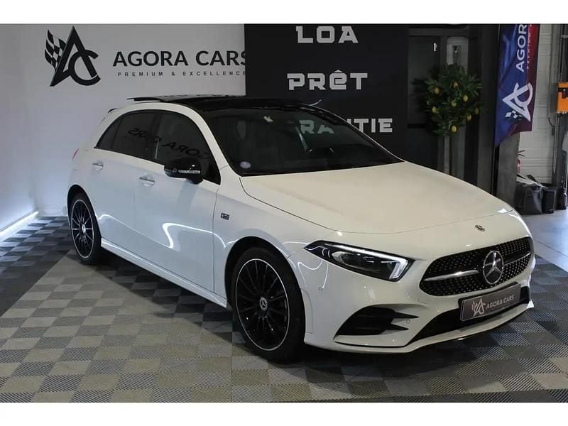 Occasion Mercedes A250 AMG line 160 ch (117 kW) 2022 Blanc Berline