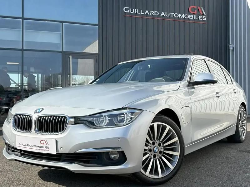 Gris Occasion 2016 BMW 330e Luxury Line Berline | 18 900 € - Image 1/4