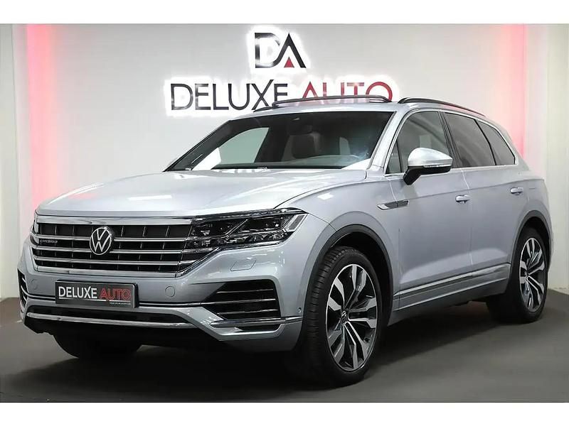 Gris Utilisé 2021 VW Touareg Elegance SUV | 48 990 € - Image 1/4
