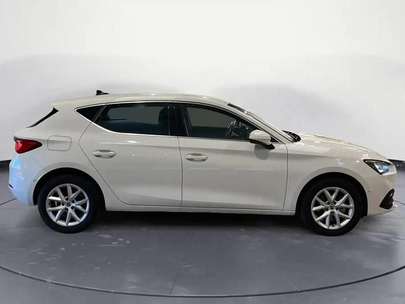 Occasion Seat Leon Style 116 ch (85 kW) 2025 Blanc Berline