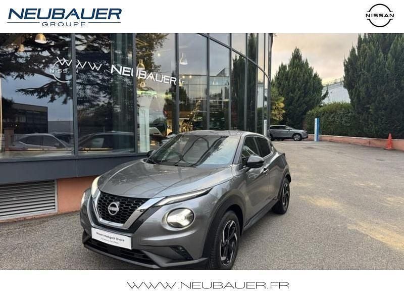 Gris squale métallisé Utilisé 2022 Nissan Juke Tekna SUV | 19 490 € (Prix juste) - Image 1/4
