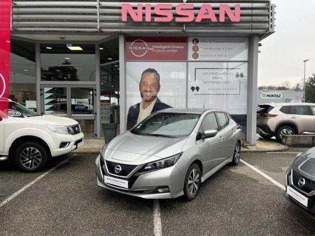 Gris Utilisé 2021 Nissan Leaf Acenta Citadine | 13 990 € (Prix juste) - Image 1/4