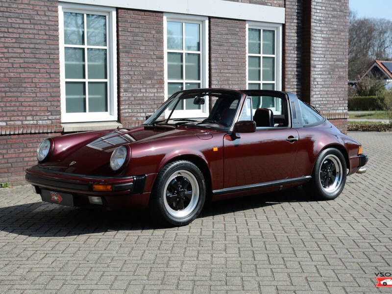 Rouge Utilisé 1984 Porsche 911 Carrera Cabriolet Cabriolet | 69 500 € - Image 1/4
