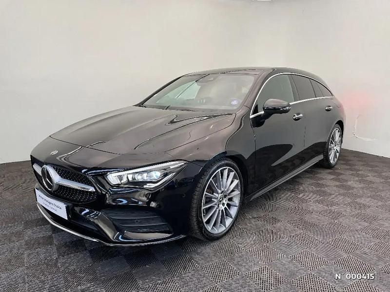 Noir Utilisé 2019 Mercedes 200 AMG line | 23 990 € (Super prix) - Image 1/4