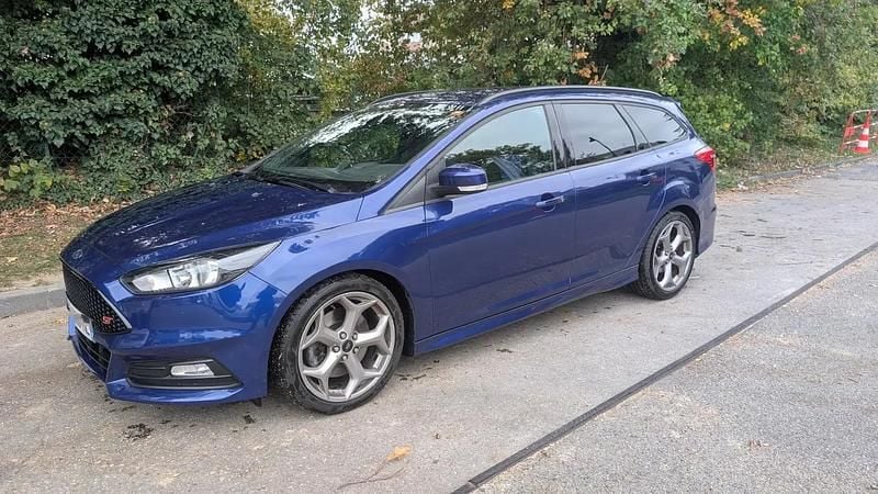 Utilisé 2017 Ford Focus ST Break | 14 900 € (Bon prix) - Image 1/4