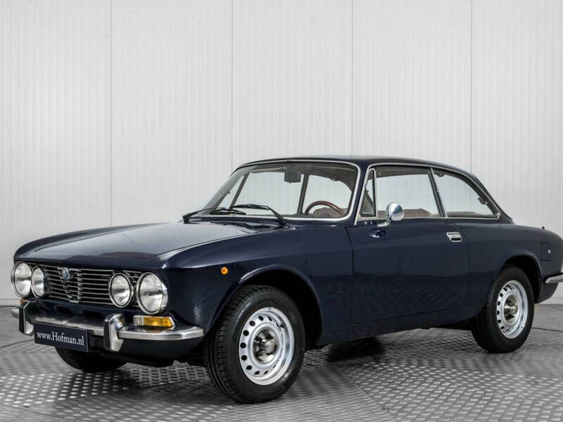 Bleu Occasion 1976 Alfa Romeo GT Junior Coupé | 38 900 € - Image 1/4