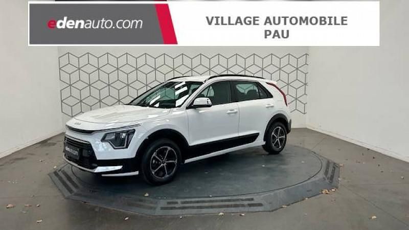 Blanc Utilisé 2025 Kia Niro Active SUV | 29 999 € (Prix juste) - Image 1/4
