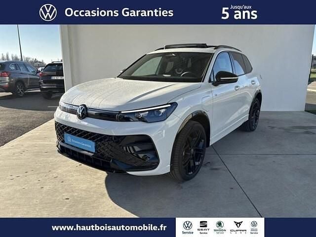 Utilisé 2025 VW Tiguan R-line SUV | 54 990 € - Image 1/4