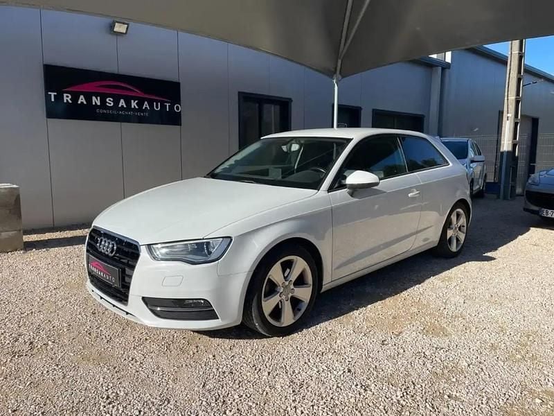 Blanc Occasion 2012 Audi A3 Ambition Citadine | 10 990 € (Prix juste) - Image 1/4