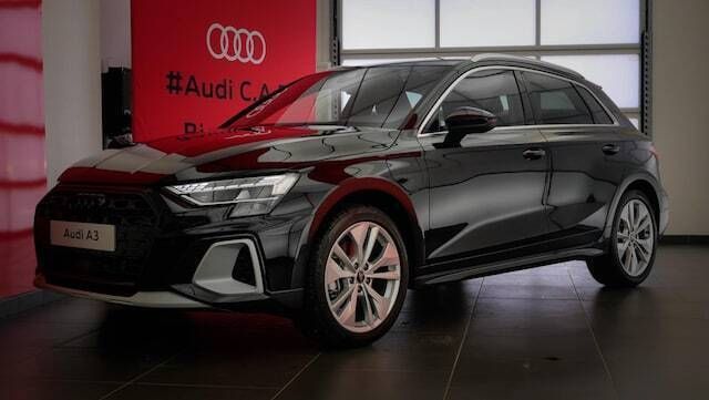 Noir mythic métallisé Utilisé 2025 Audi A3 e-tron Sport Citadine | 49 916 € - Image 1/4