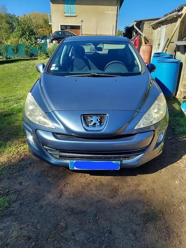 Gris Occasion 2009 Peugeot 308 Berline | 3 500 € (Prix assez cher) - Image 1/4
