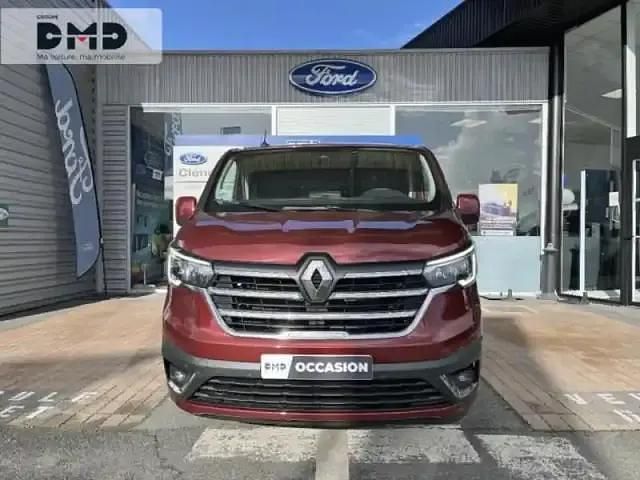 Occasion Renault Trafic 2024 Rouge Monospace