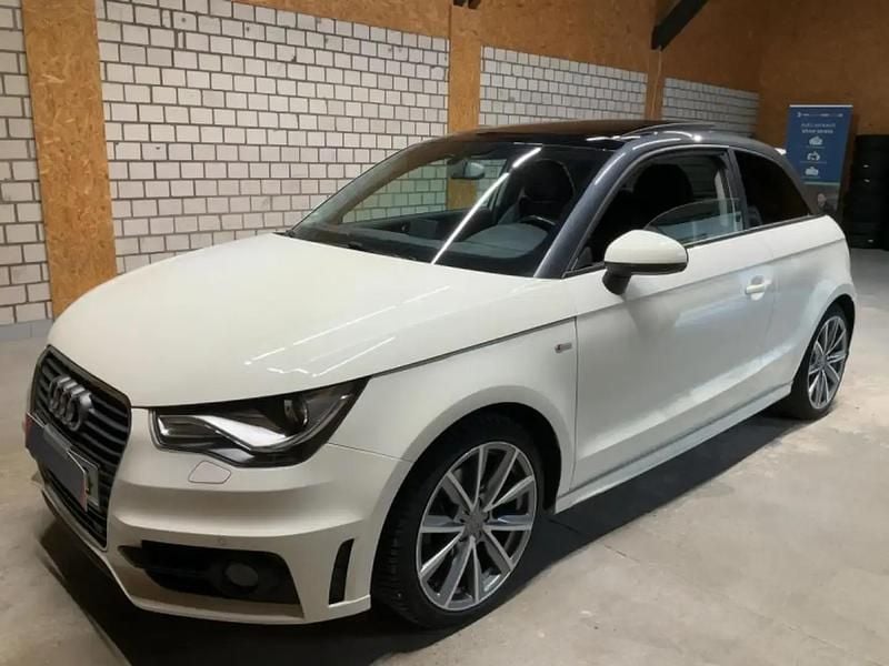 Blanc Utilisé 2011 Audi A1 S-Line Berline | 11 990 € - Image 1/4