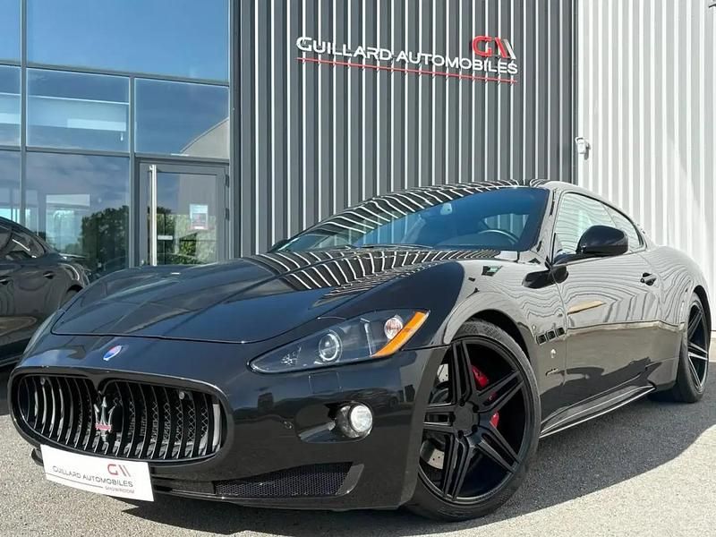Noir Occasion 2011 Maserati Granturismo Coupé | 59 900 € (Prix juste) - Image 1/4