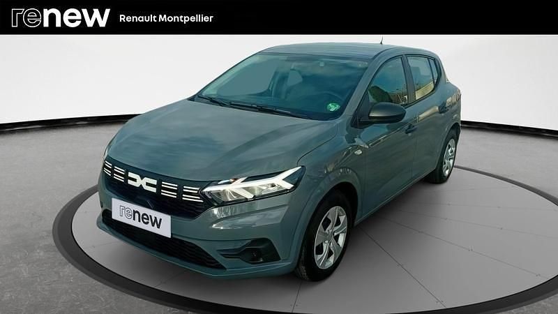 Gris Utilisé 2025 Dacia Sandero Essentiel Citadine | 13 699 € (Super prix) - Image 1/4