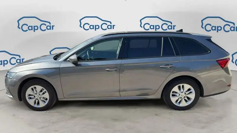 Utilisé 2023 Skoda Octavia Ambition Break | 29 680 € (Prix juste) - Image 1/2