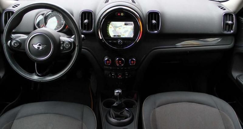 Image 4/4