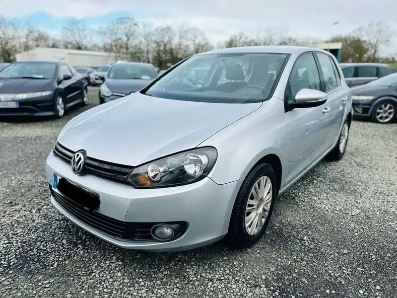 Gris Occasion 2011 VW Golf VI Trendline Citadine | 7 000 € (Bon prix) - Image 1/4
