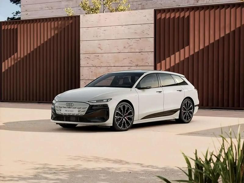 Beige Utilisé 2025 Audi A6 e-tron Edition .1 Break | 77 999 € - Image 1/4