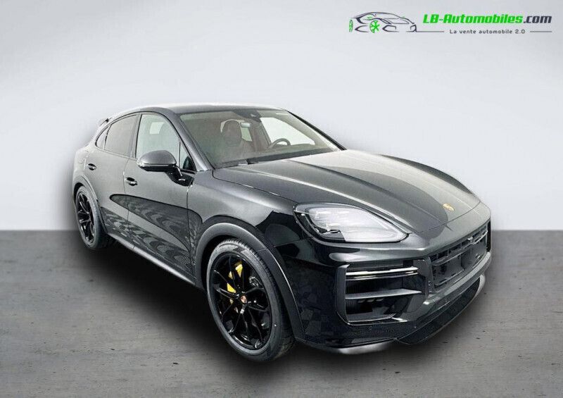 Utilisé 2025 Porsche Cayenne Turbo E-Hybrid SUV | 231 000 € (Prix assez cher) - Image 1/4