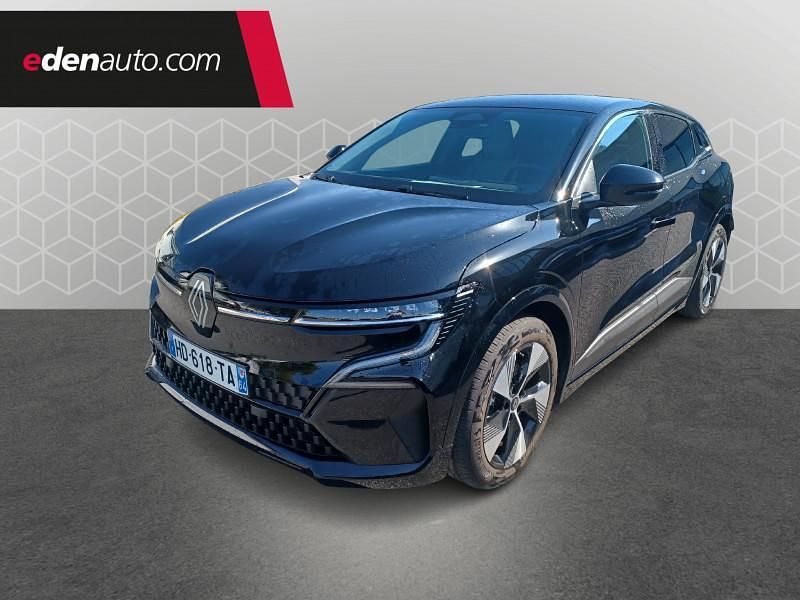 Utilisé 2025 Renault Mégane Techno Berline | 35 400 € (Prix cher) - Image 1/4