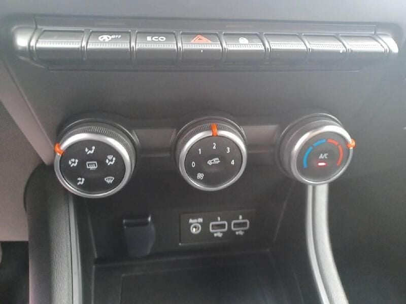 Gris Utilisé 2022 Renault Captur Evolution SUV | 17 990 € (Prix juste) - Image 1/4